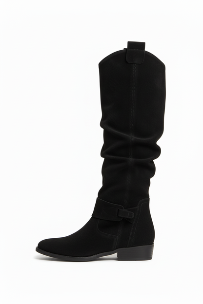 Bota alta slouchy negra - suela negra